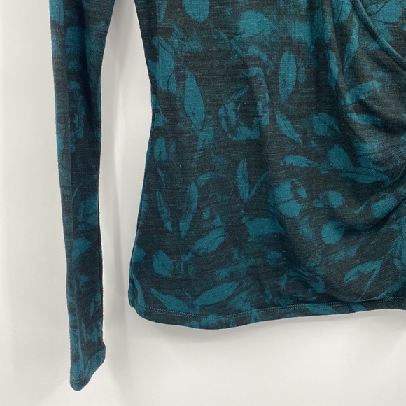 Rock & Republic Teal Green and Black Floral Wrap Long Sleeve Top - Picture 2 of 9